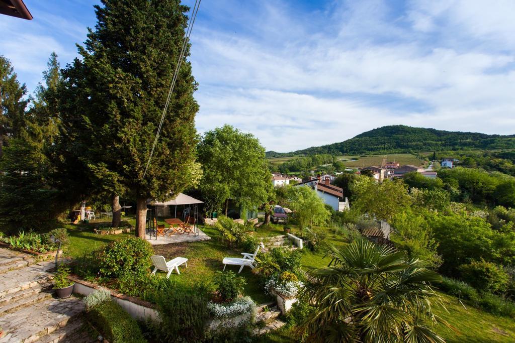 Apartments Garden Motovun Quarto foto